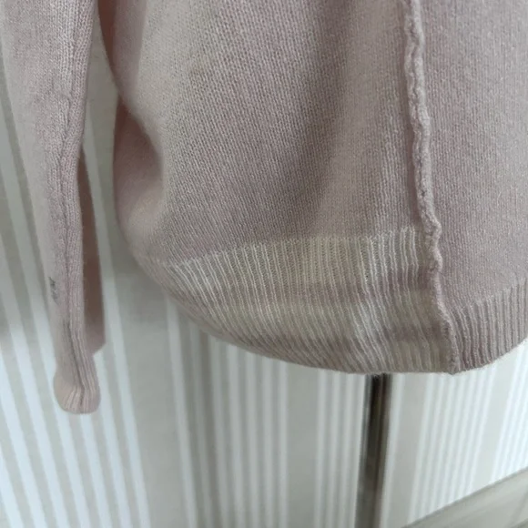 ATM 100% Cashmere Sweater Women’s Size Medium Blush Pink $485 Retail Oversized - Picture 3 of 8